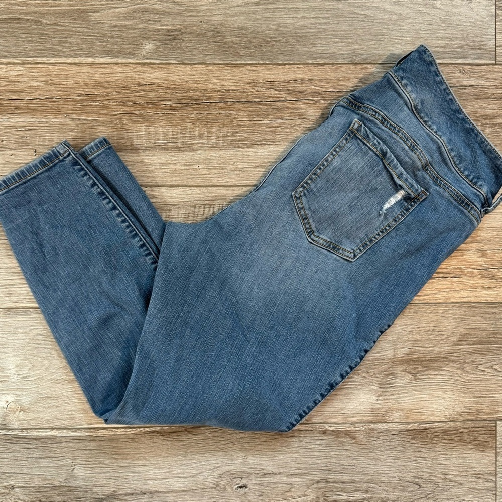 Torrid ~ Womens Distressed‎ Denim Jeggings/ Jeans Size 20 Short Ankle Length